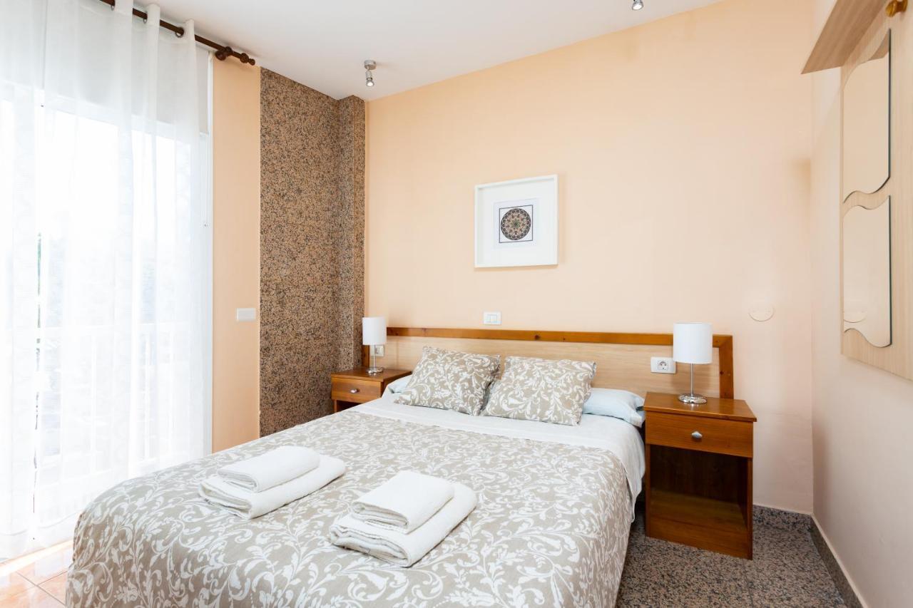 Apartamentos Ohana - Edificio Tonillo Лос Кристианос Екстериор снимка