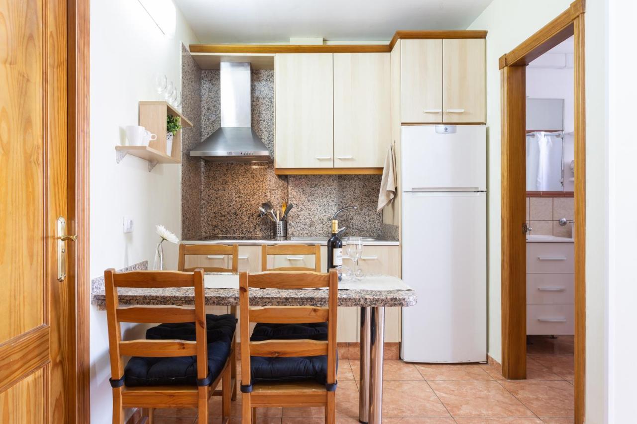 Apartamentos Ohana - Edificio Tonillo Лос Кристианос Екстериор снимка